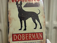 Metalen bord - afbeelding 1 van  1