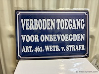 Metalen bord - afbeelding 1 van  1