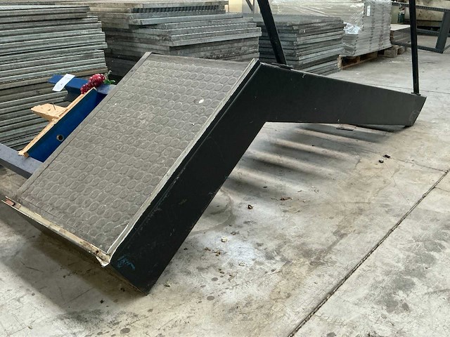 Metalen bordestrap - afbeelding 4 van  4