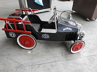 Metalen brandweerwagen jack daniels - afbeelding 3 van  5