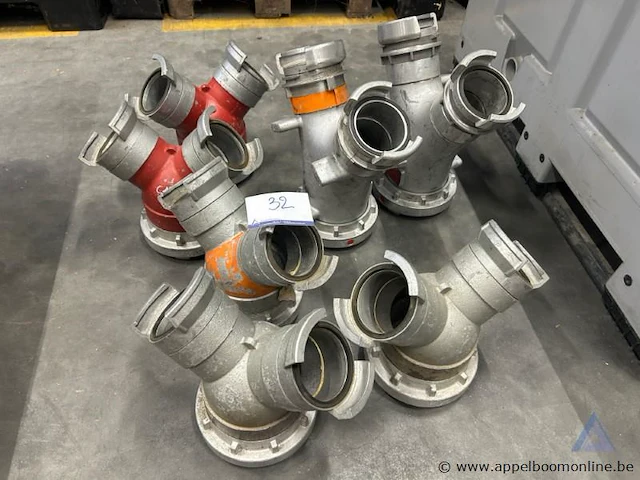 Metalen broekstukken met storz-koppelingen, type 150-2x 110 dsp - afbeelding 1 van  2