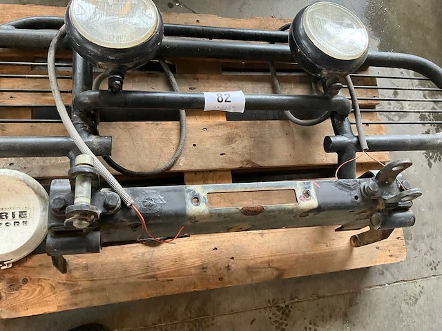 Metalen bumper/voorzetstuk voor landrover of minerva jeep - afbeelding 5 van  7