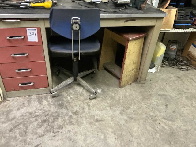 Metalen bureau - afbeelding 3 van  3