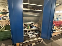 Metalen bureaukast met inhoud - afbeelding 1 van  3