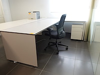 Metalen bureaumeubel + volkern bovenblad - afbeelding 2 van  6