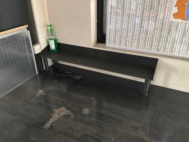 Metalen bureautafel - afbeelding 4 van  4