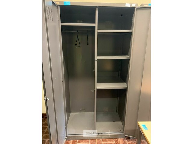 Metalen bureelkast - afbeelding 2 van  2