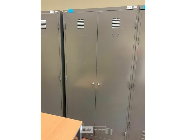 Metalen bureelkast - afbeelding 1 van  2