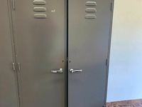 Metalen bureelkast - afbeelding 1 van  2