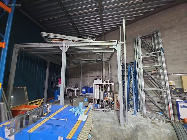 Metalen constructie / gedemonteerde... - afbeelding 1 van  7