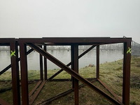 Metalen constructie ± l 250