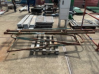 Metalen constructie voor bouwtakel - afbeelding 1 van  4