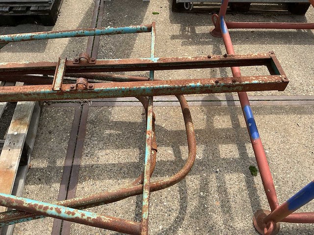 Metalen constructie voor bouwtakel - afbeelding 4 van  4