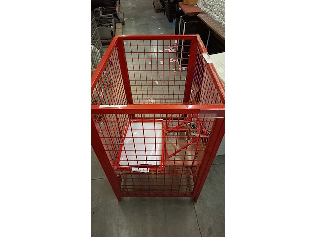 Metalen container - afbeelding 1 van  1