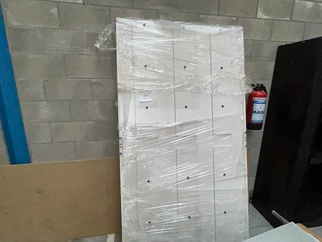 Metalen display - afbeelding 1 van  5