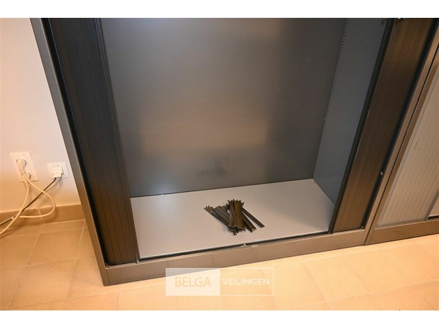 Metalen dossierkast met roldeuren - afbeelding 4 van  4