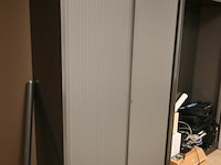 Metalen dossierkast met roldeuren - afbeelding 1 van  5