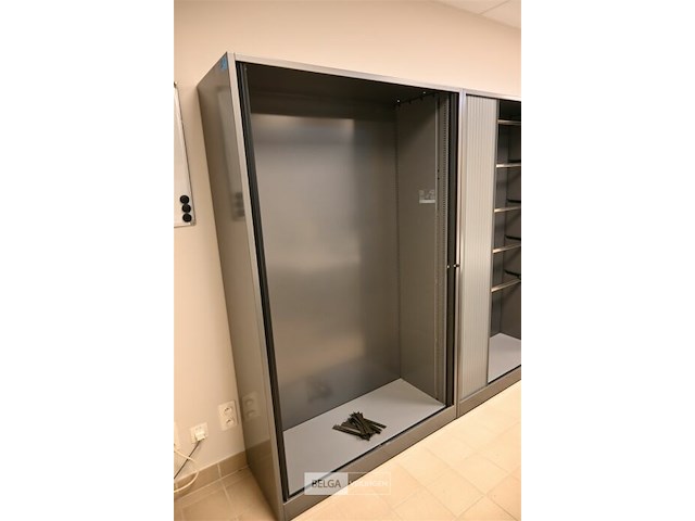 Metalen dossierkast met roldeuren - afbeelding 3 van  5