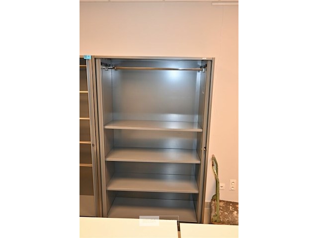 Metalen dossierkast met roldeuren - afbeelding 2 van  4