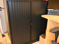 Metalen dossierkast met roldeuren - afbeelding 1 van  4