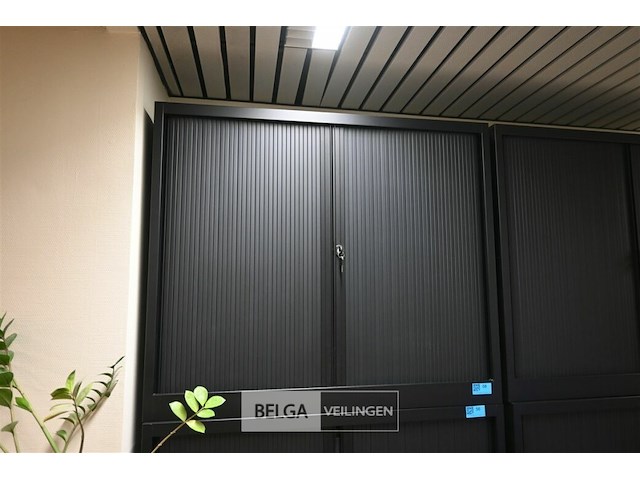 Metalen dossierkast met roldeuren - afbeelding 1 van  5