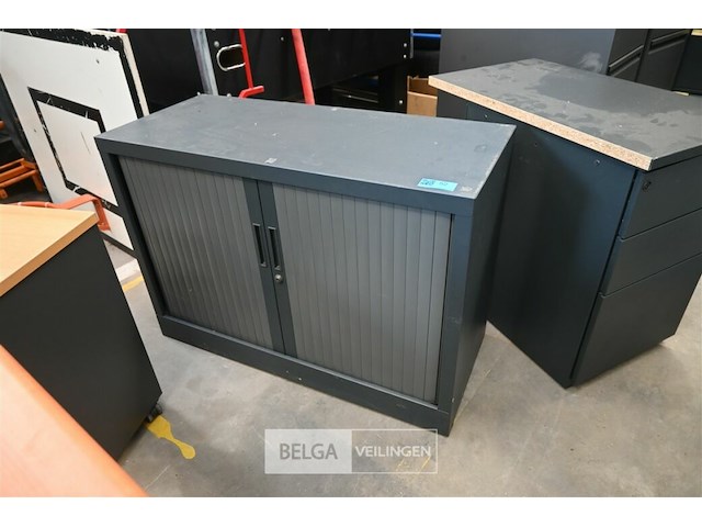 Metalen dossierkast met roldeuren - afbeelding 1 van  4