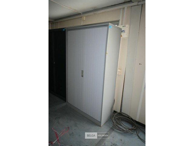 Metalen dossierkast met roldeuren - afbeelding 1 van  4