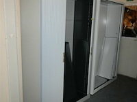 Metalen dossierkast met roldeuren - afbeelding 1 van  3