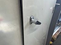 Metalen dossierkasten (4x) + werkbank - afbeelding 14 van  14