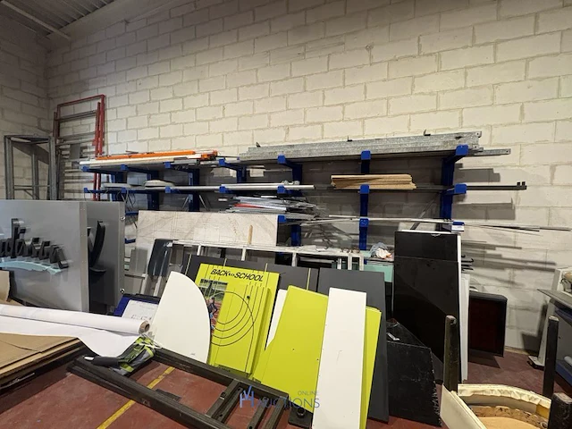 Metalen draagarmstelling - afbeelding 1 van  9