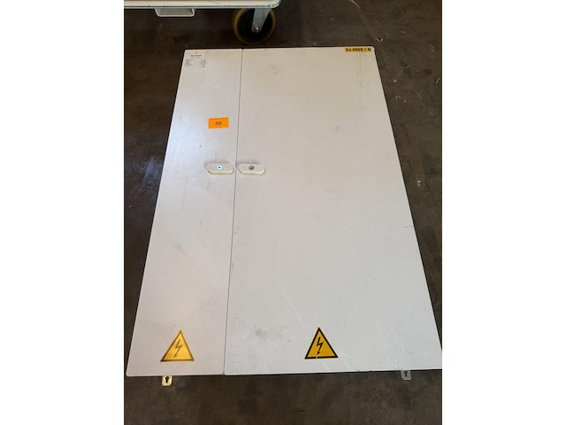 Metalen elektriciteitskast schneider - afbeelding 5 van  5