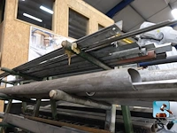 Metalen ezel met inhoud - afbeelding 9 van  10