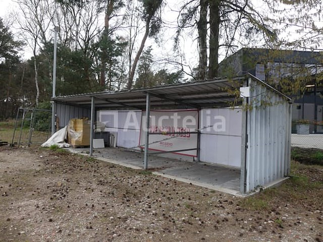 Metalen fietsenloods - afbeelding 10 van  12