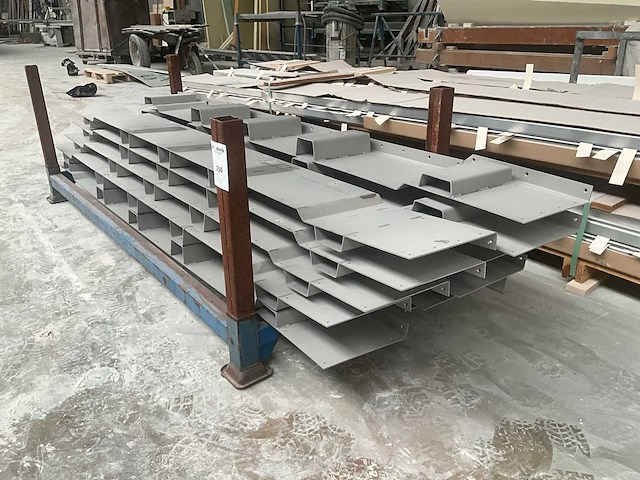 Metalen frames (12x) - afbeelding 1 van  4