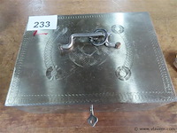 Metalen geldkoffer met sleutel - afbeelding 3 van  3