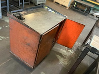 Metalen gereedschapswagen - afbeelding 1 van  4