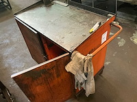 Metalen gereedschapswagen - afbeelding 2 van  4