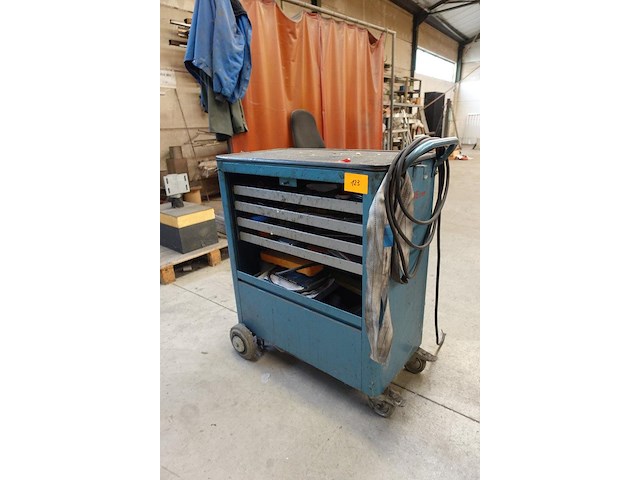 Metalen gereedschapswagen - afbeelding 2 van  8