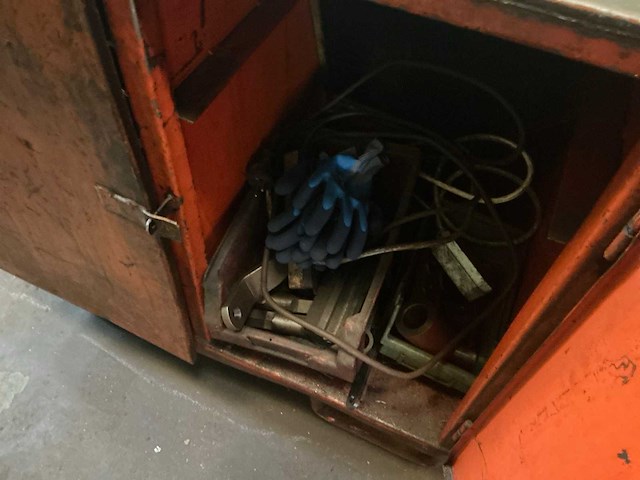 Metalen gereedschapswagen - afbeelding 3 van  4