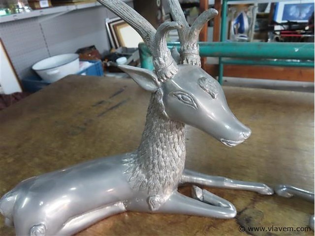 Metalen herten - afbeelding 3 van  3