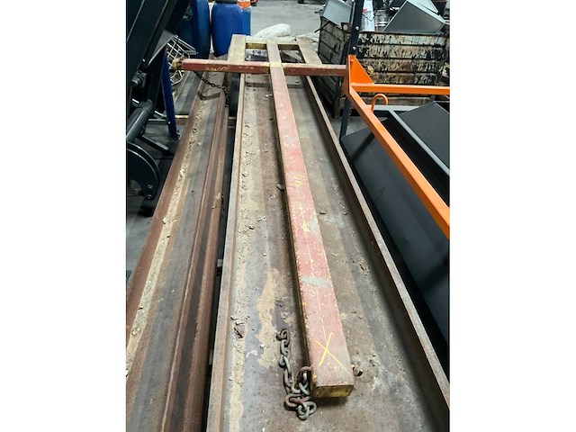 Metalen hijs/draag constructie - afbeelding 14 van  15