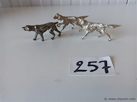 Metalen hondjes. 3 stuks - afbeelding 1 van  3