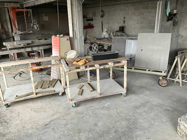 Metalen kar (3x) + 2 metalen schragen - afbeelding 1 van  8