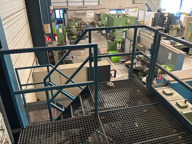 Metalen kast (4x) - afbeelding 4 van  4