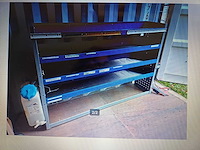 Metalen kast interieur van een bestelwagen - afbeelding 2 van  2