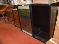 Metalen kast met 2 glazen schuifdeuren, geen leggers 120x100x45 cm - afbeelding 4 van  5