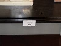 Metalen kast met 2 glazen schuifdeuren, geen leggers 120x100x45 cm - afbeelding 5 van  5