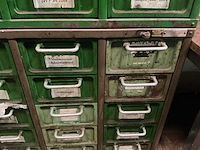 Metalen kast met inhoud (4x) - afbeelding 4 van  32