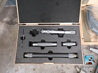 Metalen kast met inhoud - afbeelding 5 van  15