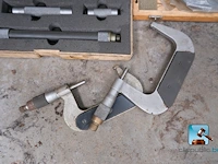 Metalen kast met inhoud - afbeelding 7 van  15